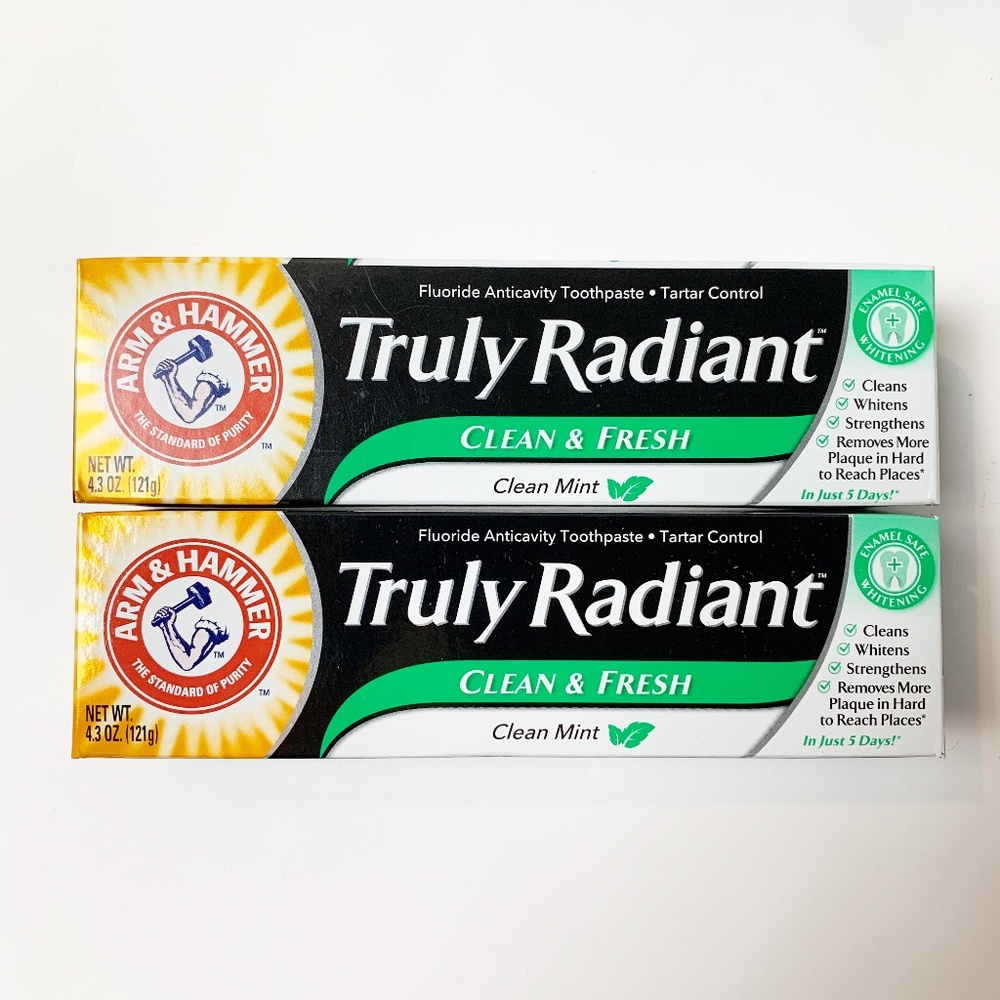 2x Truly Radiant Clean Mint Toothpaste (DISCONTINUED)